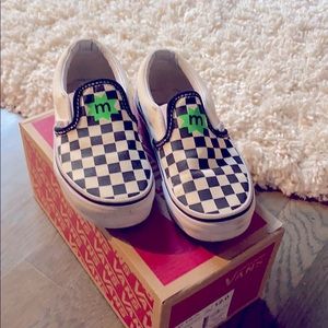 Kids Classic Vans Slip-On, M Monogram